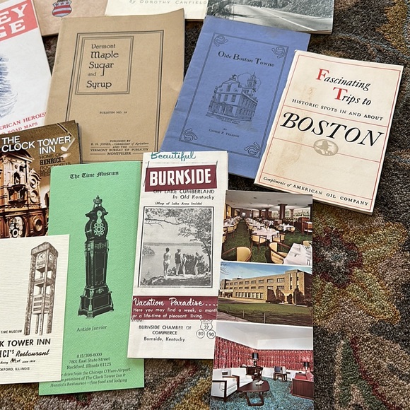 Vintage ephemera-travel books/brochures East - Picture 3 of 12